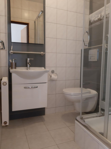 Bathroom 3, Willa Jasna, Nowy Sącz