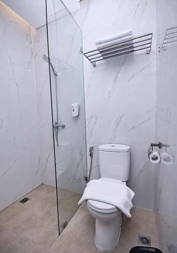 Bathroom 3