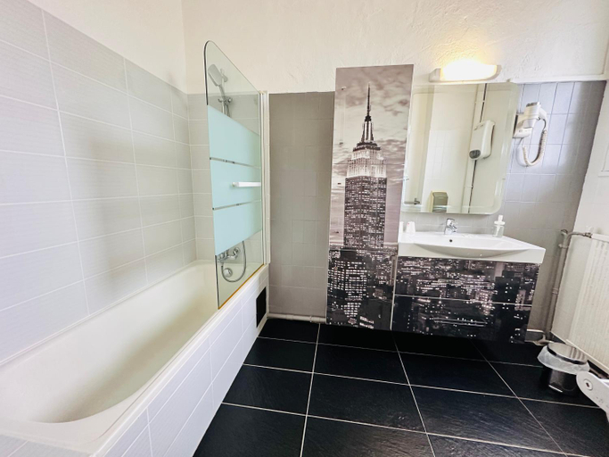 Bathroom 6