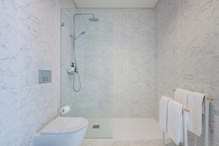 Bathroom 3, Paraíso City Stay II, Porto