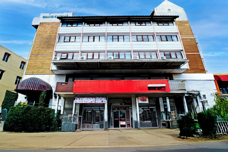 OYO 94493 Grand Kalimas Hotel, Surabaya