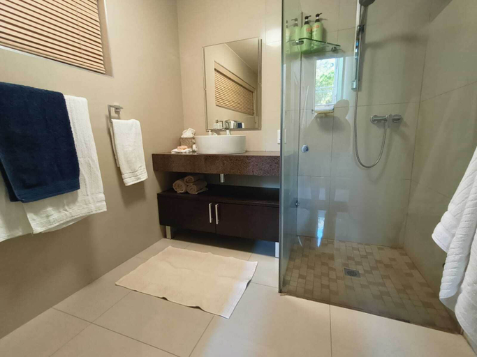 Bathroom 3, Casa Papale, City of Cape Town