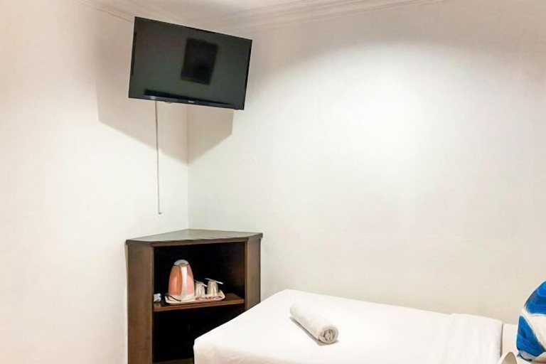 Bedroom 12