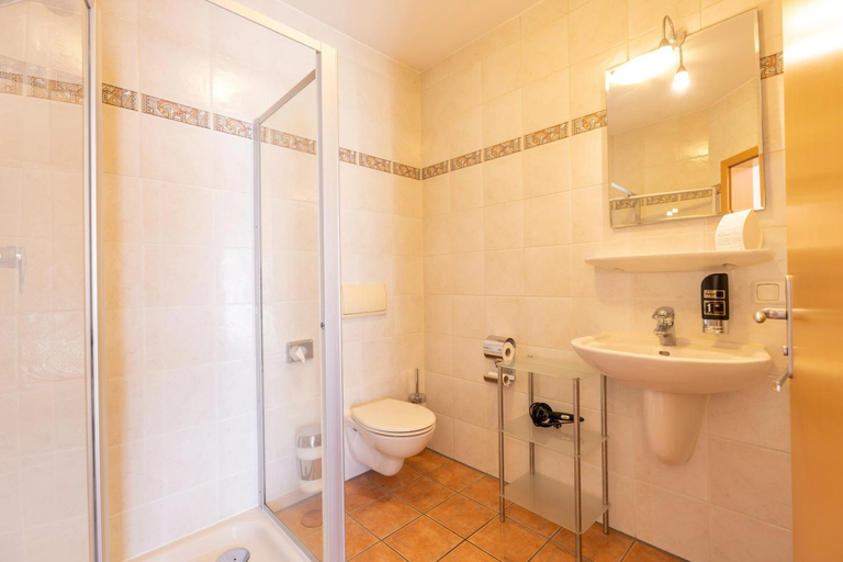Bathroom 7