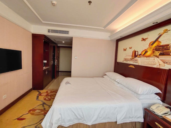 Bedroom 2, VN hotel -Guangdong Heyuan Hongxing road, Heyuan
