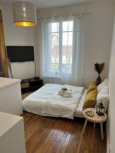Bedroom 3, APPARTEMENT PROCHE DE PARIS TOUT CONFORT, Seine-Saint-Denis