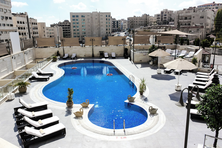 Sport & Beauty 4, Grand Days Hotel & Suites, Wadi Essier