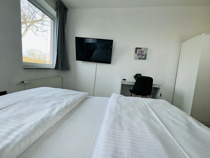Bedroom 9