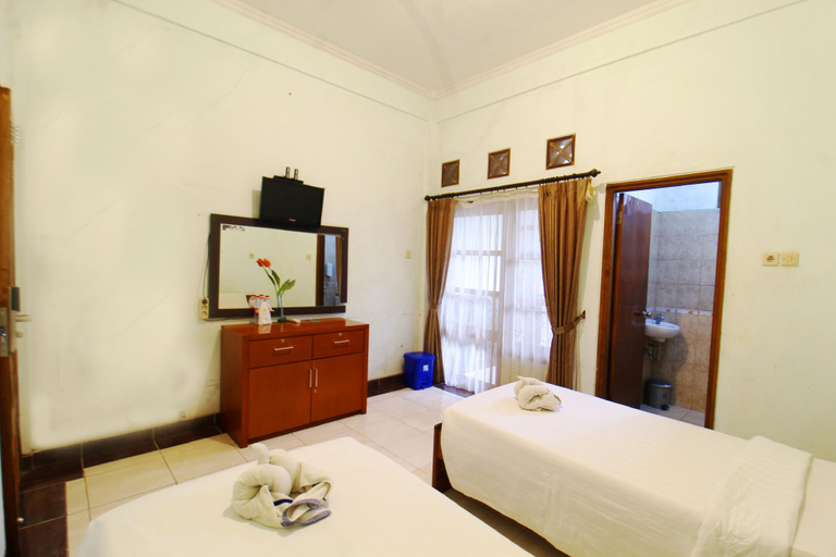 Bedroom 12