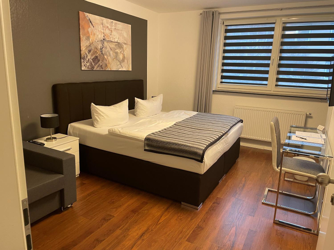 Bedroom 12