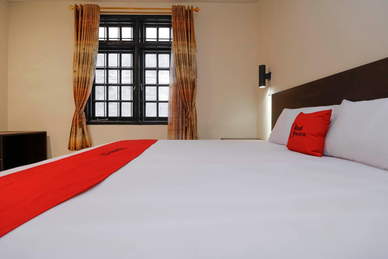 Bedroom 13