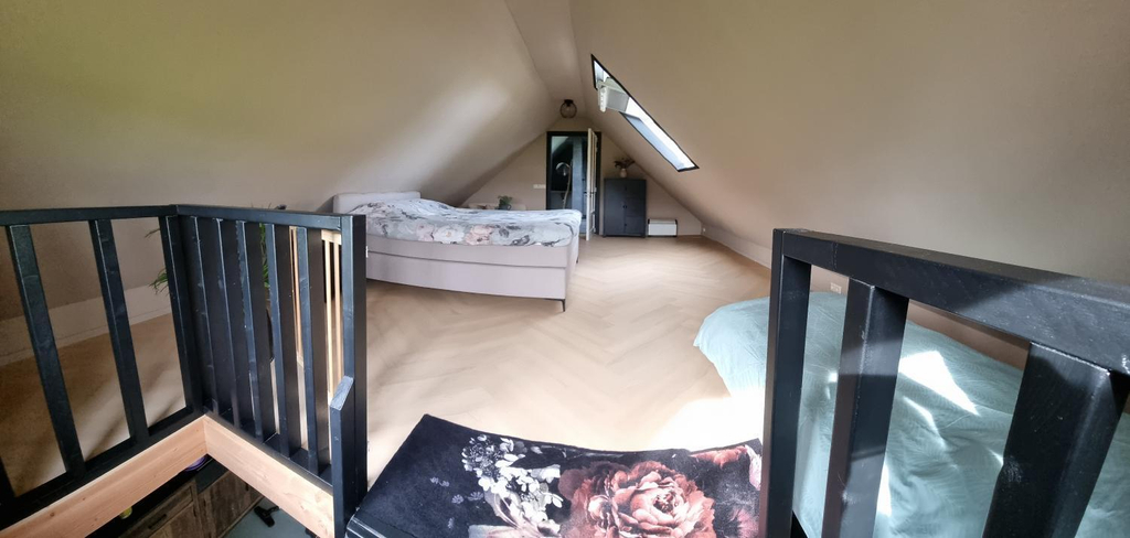Others 2, B&B in de Roos, Tytsjerksteradiel