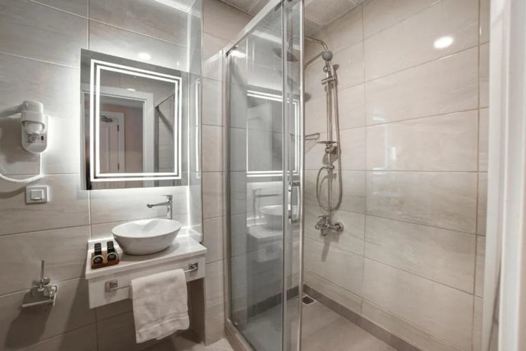 Bathroom 5, Great Fortune Design Hotel, Fatih