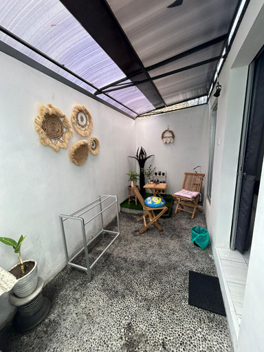 Others 4, White Sandat Guest House, Gianyar