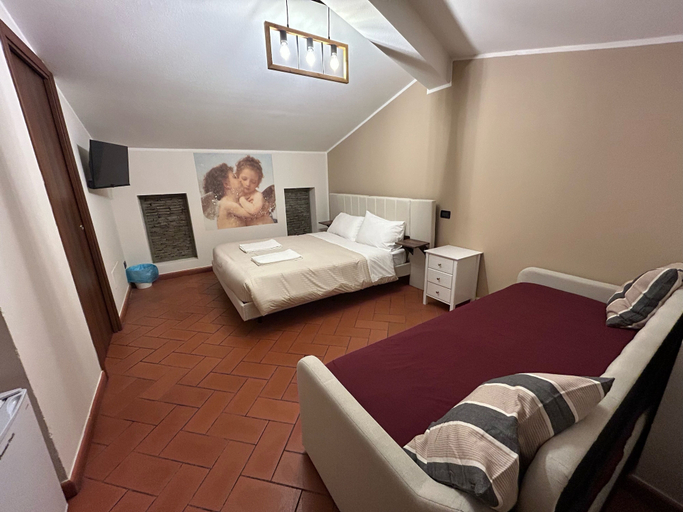 Bedroom 5, Window To The Tower, Pisa