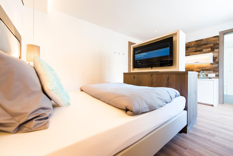 Bedroom 14