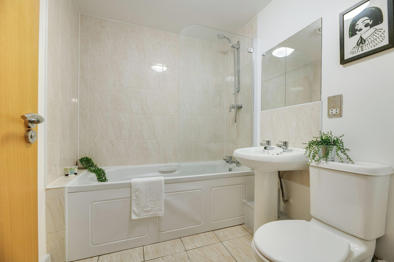 Bathroom 3, Sage Apartments, Newcastle upon Tyne