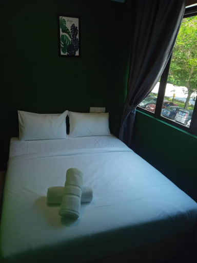 Bedroom 14