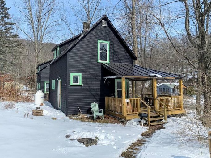 Modern Cottage Two (The Lorca, Catskills), Ulster