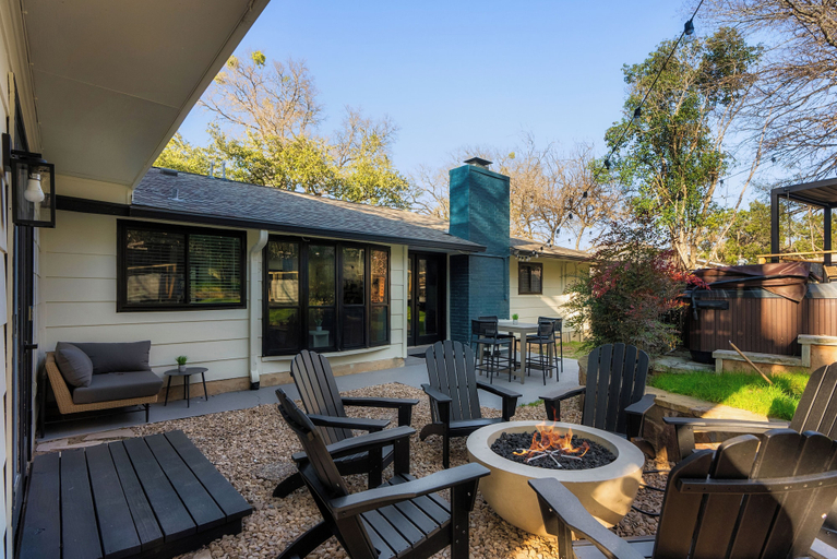 Others 5, Luxury Zilker Home Pool Hot Tub Kitchen, Travis