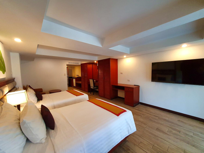 Bedroom 6