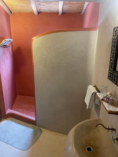 Bathroom 4, La Kasbah d'Ouzoud, Azilal
