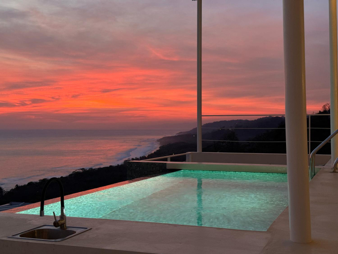 Sport & Beauty 2, Les Roches - Paradise Retreat, Puntarenas