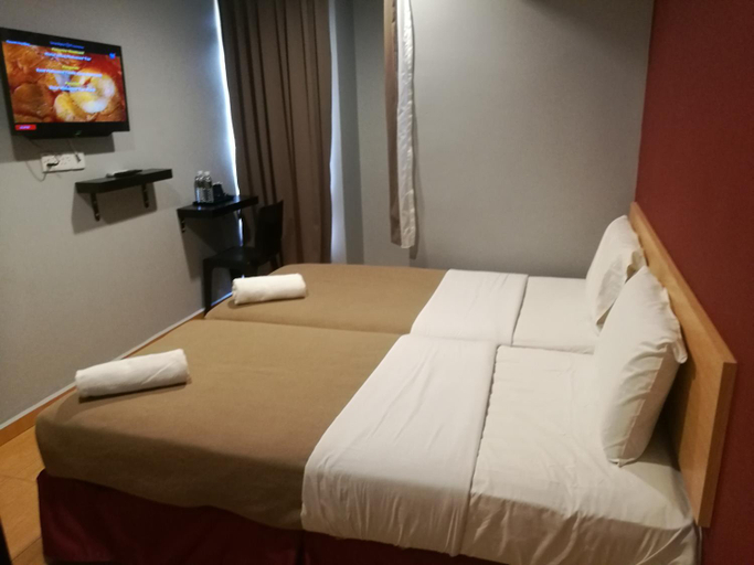 Bedroom 13