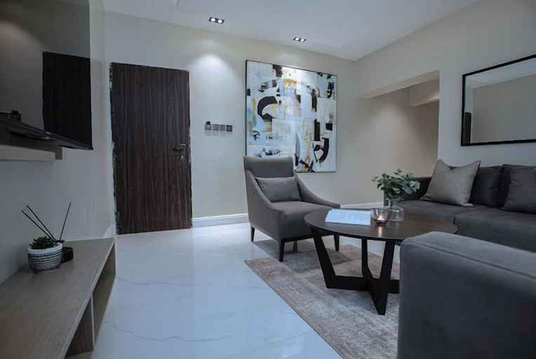 Others 5, Jydz Apartment, Enugu North