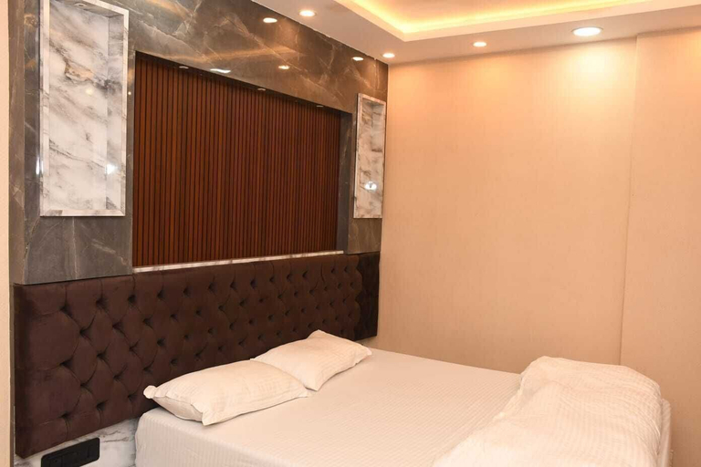 Bedroom 2, Abhivadya Gange, Varanasi