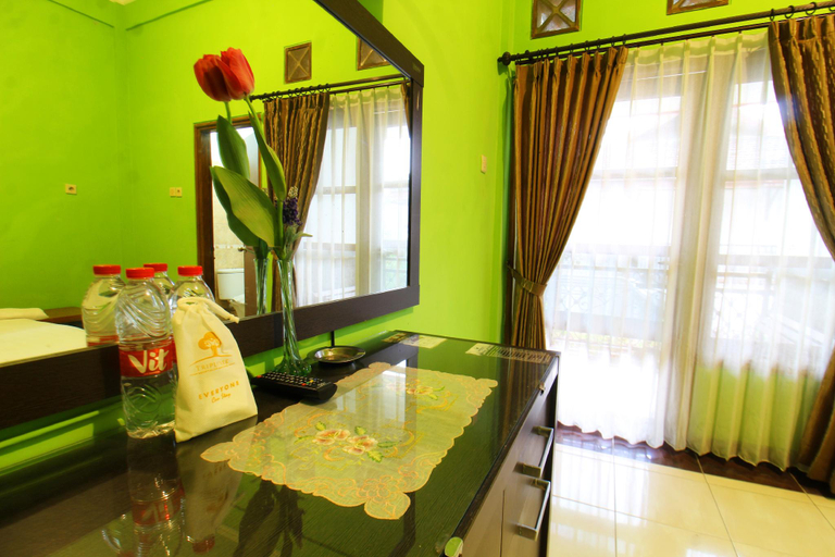 Bedroom 8