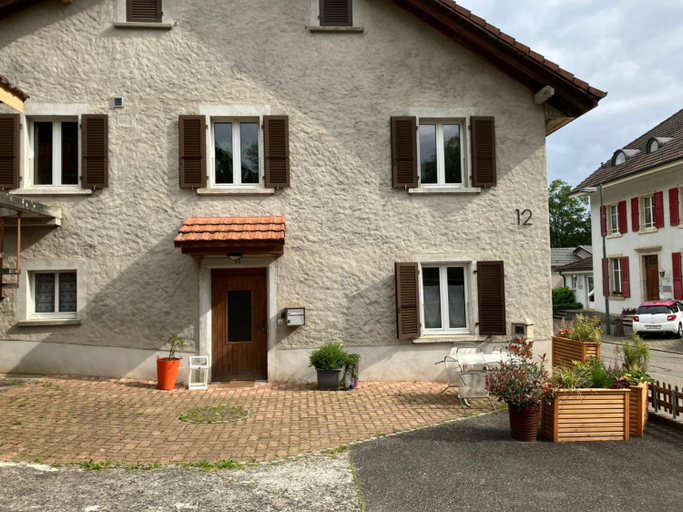 Others 3, Au numero 12, Porrentruy