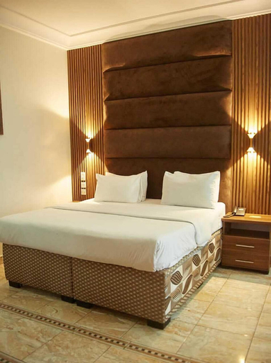 Bedroom 4, Coronia Hotel, Mushin