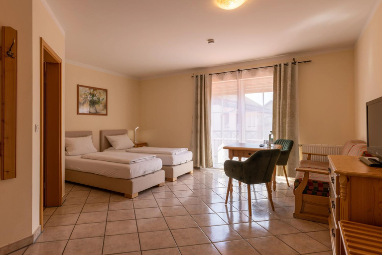 Bedroom 8