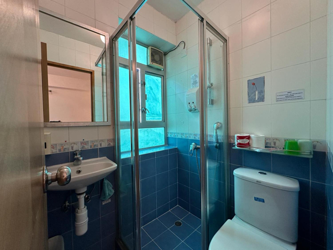 Bathroom 4