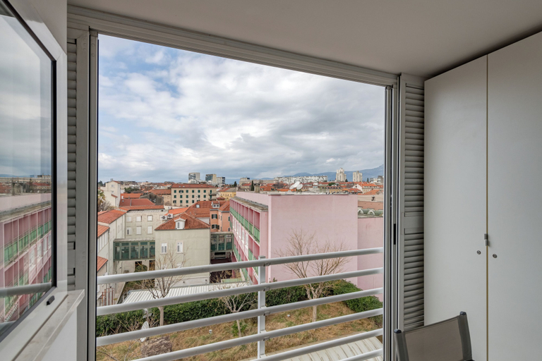 Others 5, Romanca Deluxe Studio - City View, Split
