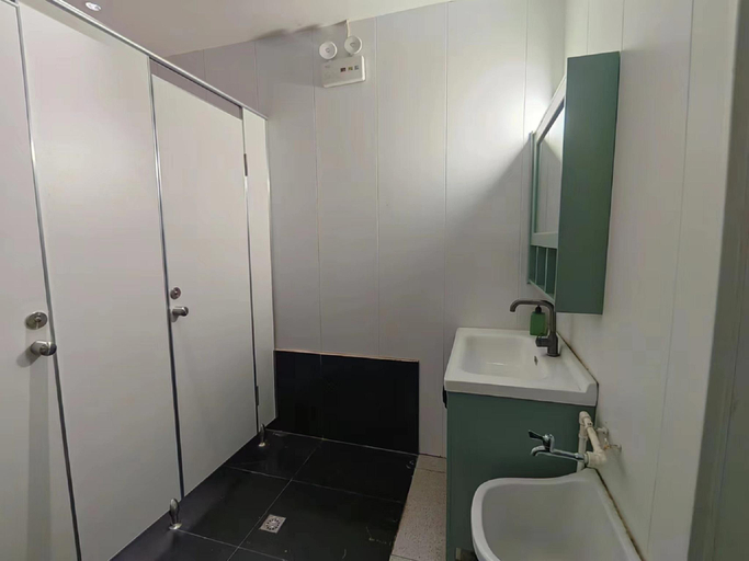 Bathroom 3, Hi Inn Beijing Happy Valley Union University Hotel, Beijing