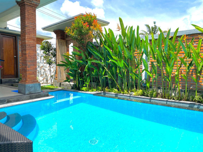 Swimming Pool 8