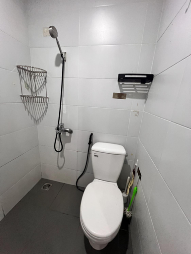 Bathroom 5, An Nam Corner - Fly, District 1