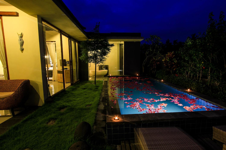 Swimming Pool 5