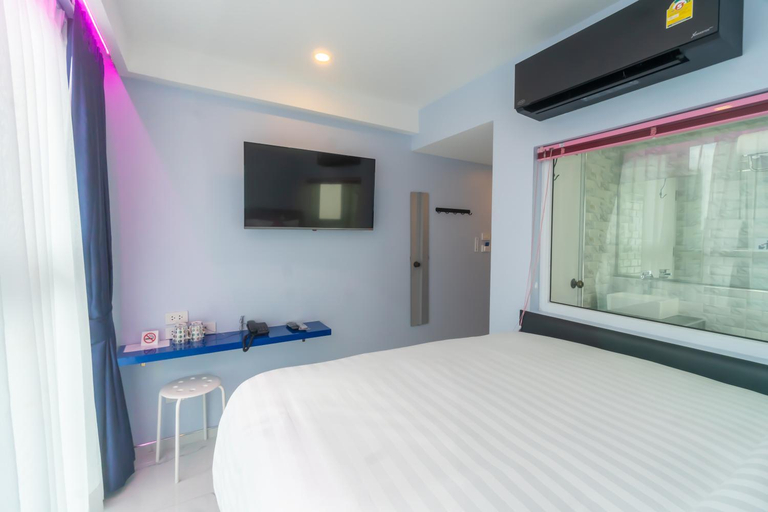 Bedroom 16