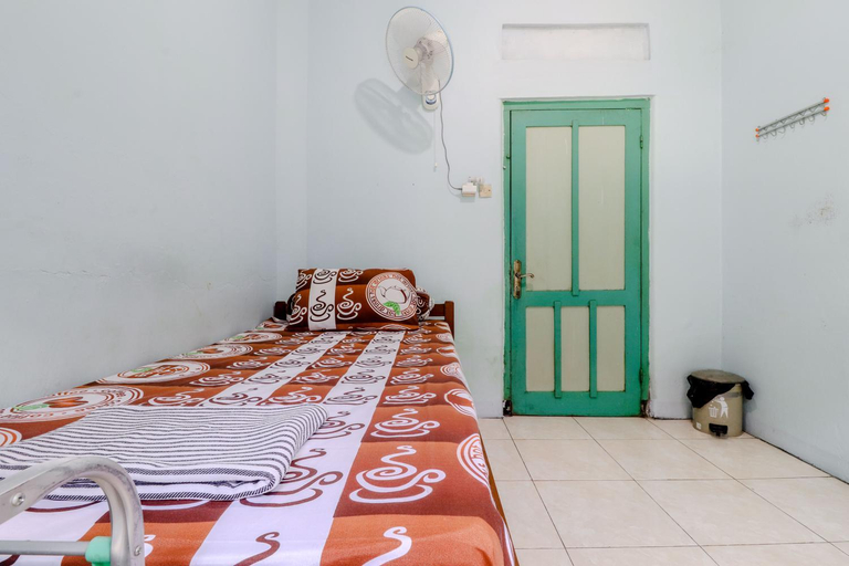 Bedroom 25