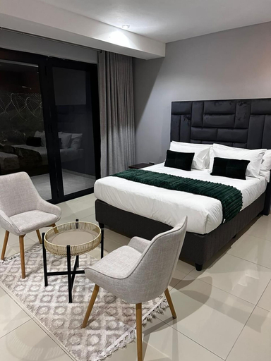 Bedroom 3, Bon Voyage Inn, Joe Gqabi