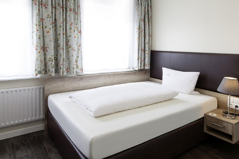 Bedroom 4, Hotel Engelbert, Märkischer Kreis