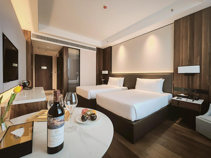 Bedroom 13