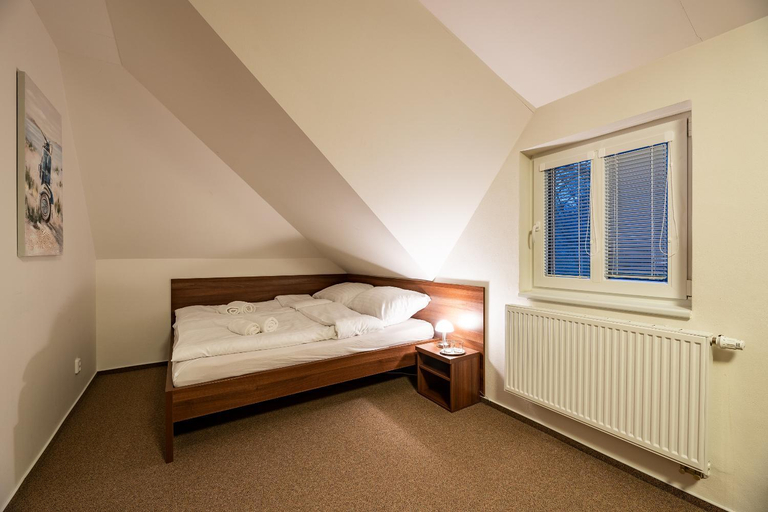 Bedroom 2, Penzion Pod Kartouzkou, Olomouc