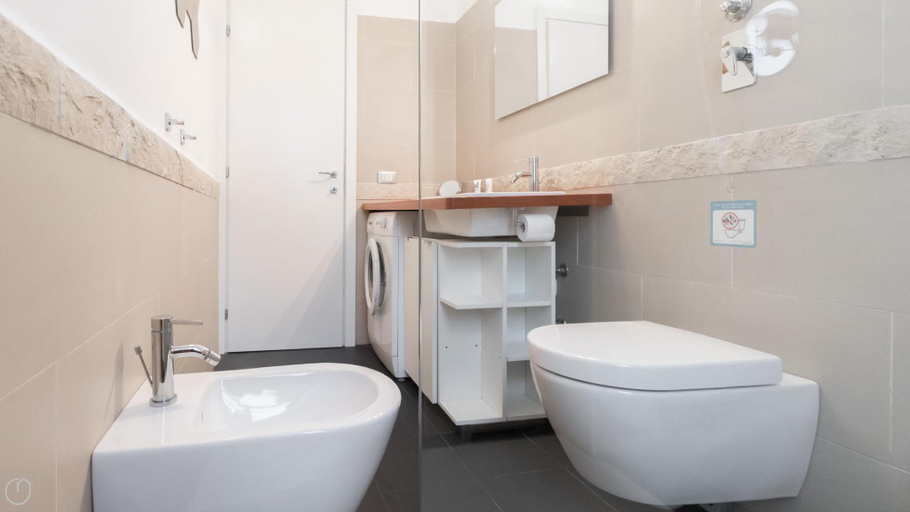 Bathroom 2, Italianway Comfort - Tagiura 8, Milano