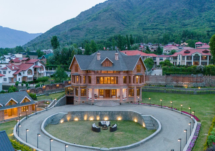 Others 3, LohonoStays Villa Noor, Srinagar