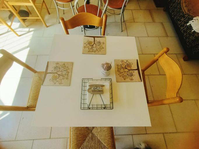 Food & Drinks 4, La casa sul tetto, Room's & Glamping, Macerata