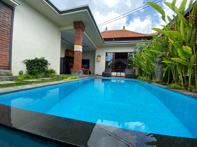 Swimming Pool 3